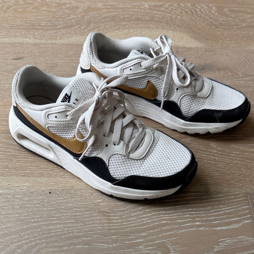 Nike Air Sneakers – Cream / Black / Gold – Women’s Size 7